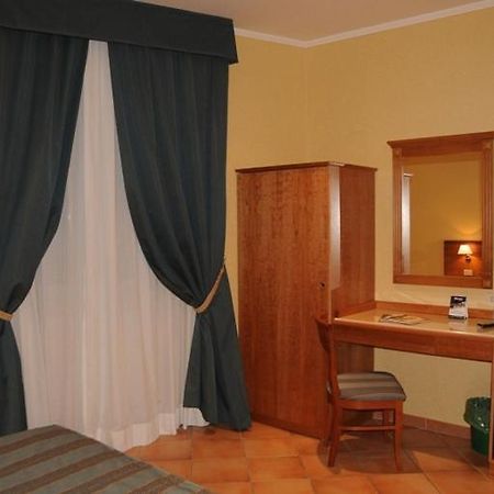 Colonna Room Rental Frascati Esterno foto